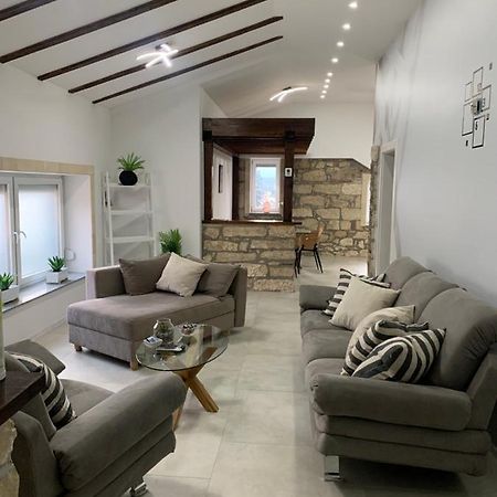 Kartal Centar Apartment Біхач Екстер'єр фото