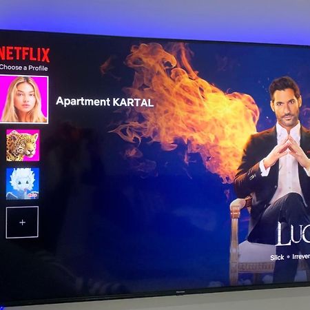 Kartal Centar Apartment Біхач Екстер'єр фото