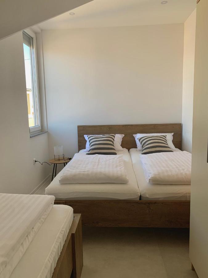 Kartal Centar Apartment Біхач Екстер'єр фото