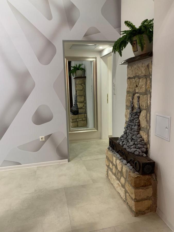 Kartal Centar Apartment Біхач Екстер'єр фото