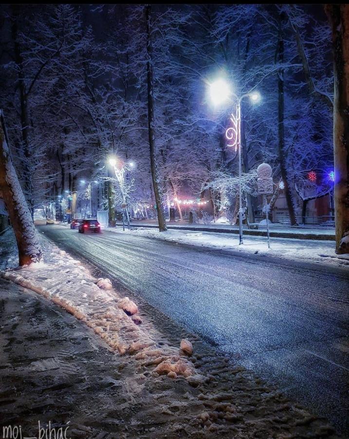 Kartal Centar Apartment Біхач Екстер'єр фото