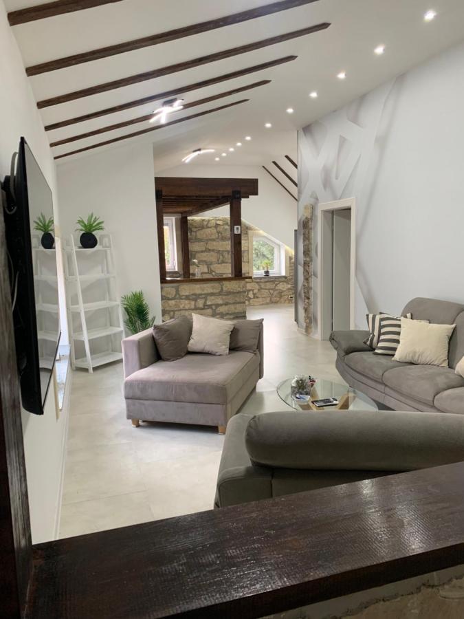Kartal Centar Apartment Біхач Екстер'єр фото