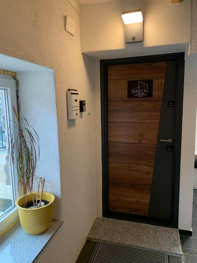 Kartal Centar Apartment Біхач Екстер'єр фото