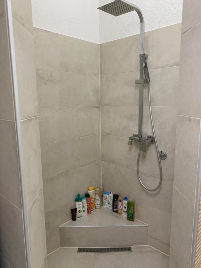 Kartal Centar Apartment Біхач Екстер'єр фото