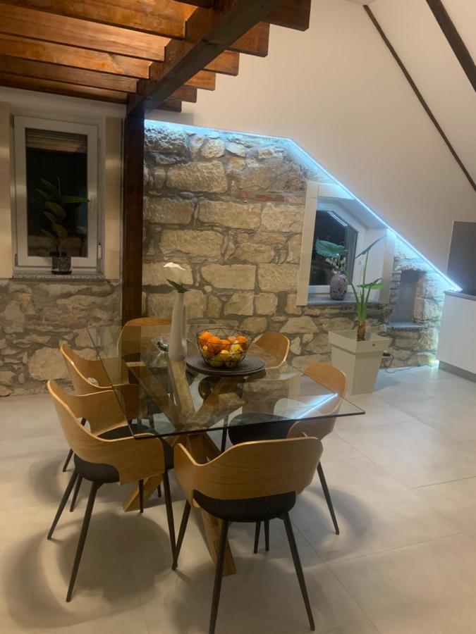 Kartal Centar Apartment Біхач Екстер'єр фото