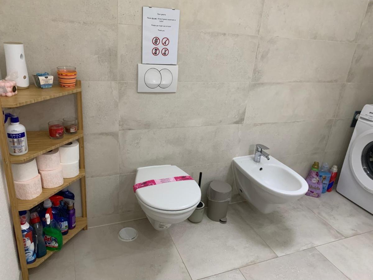 Kartal Centar Apartment Біхач Екстер'єр фото