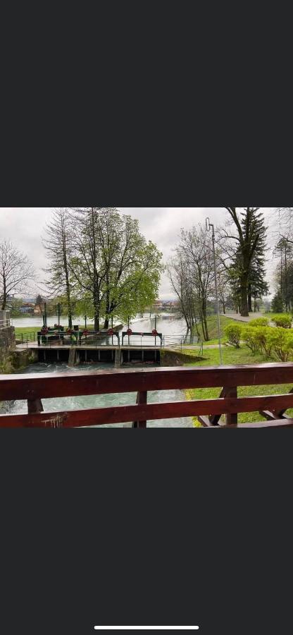 Kartal Centar Apartment Біхач Екстер'єр фото